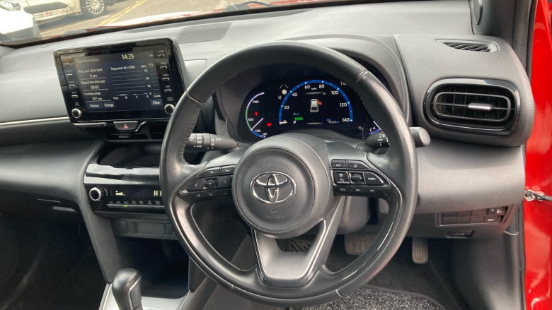 Toyota Yaris Cross 1.5 Hybrid Design 5dr CVT Hybrid Estate